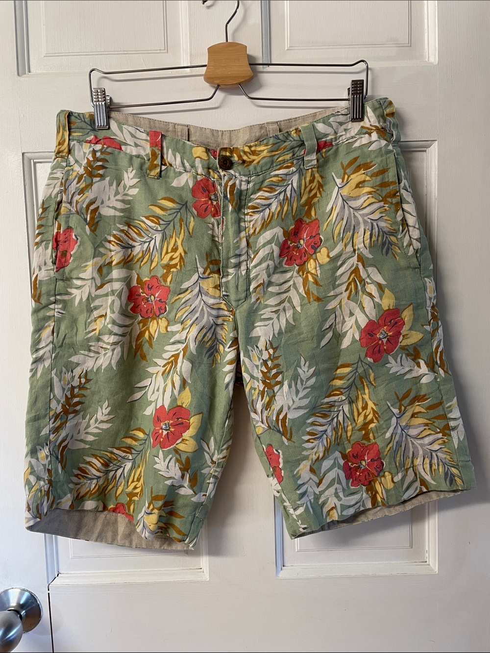 Tailor Vintage reversible linen shorts tropical floral print/tan men’s size 32